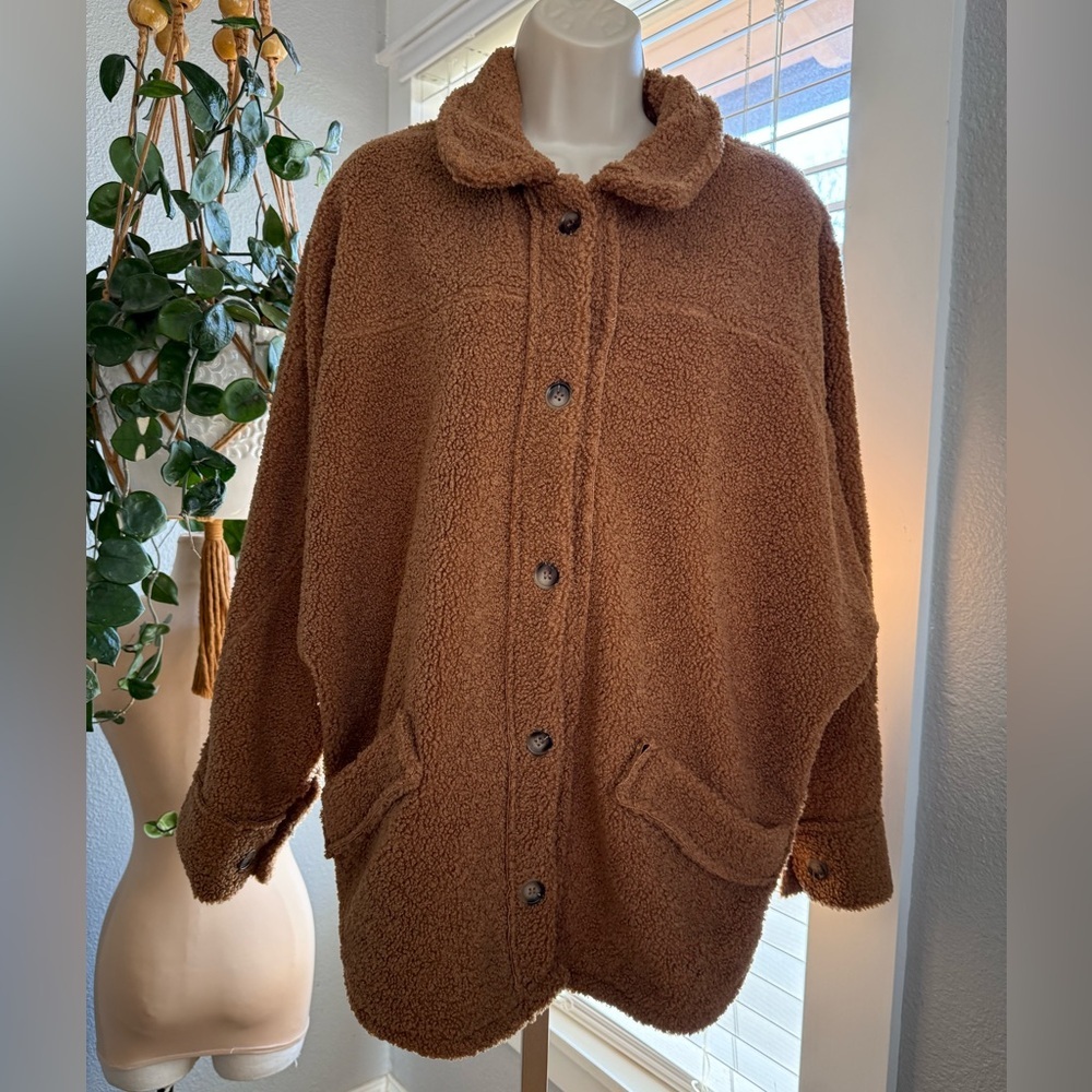 NWT Easel‎ Sherpa Button Front Jacket Size Medium